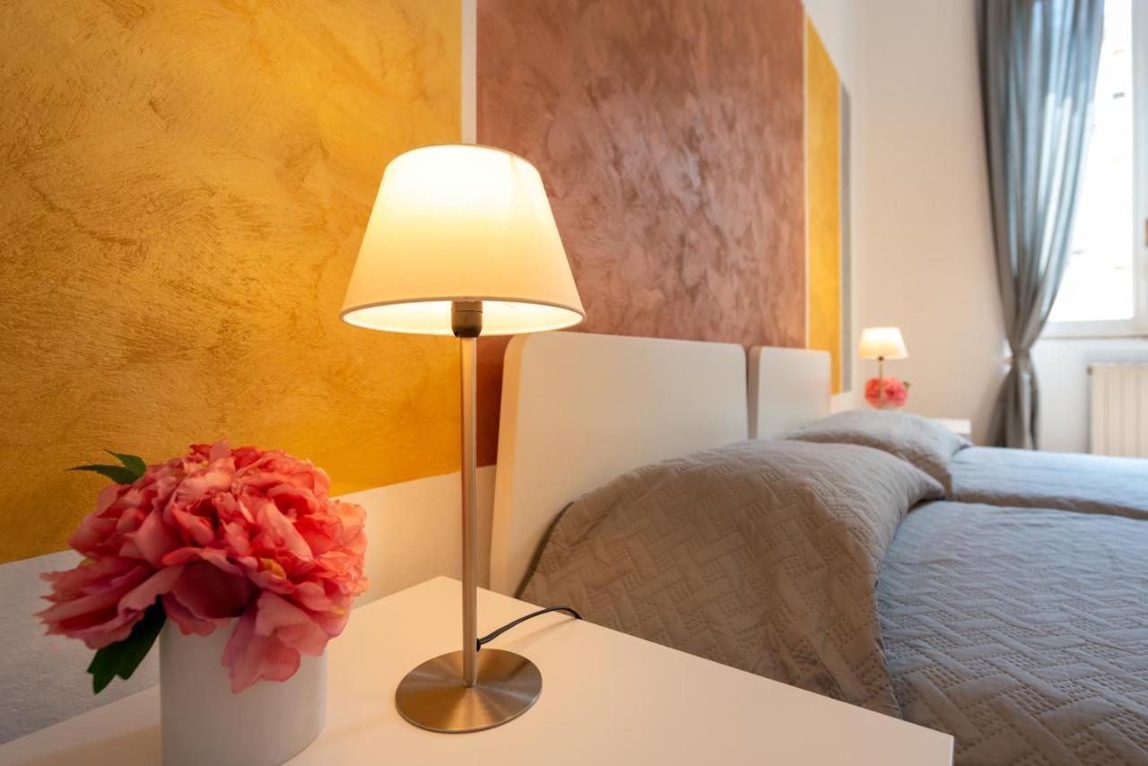 Casa Giovanna - Centrale Vista Porto Carlo Riva Rapallo Esterno foto